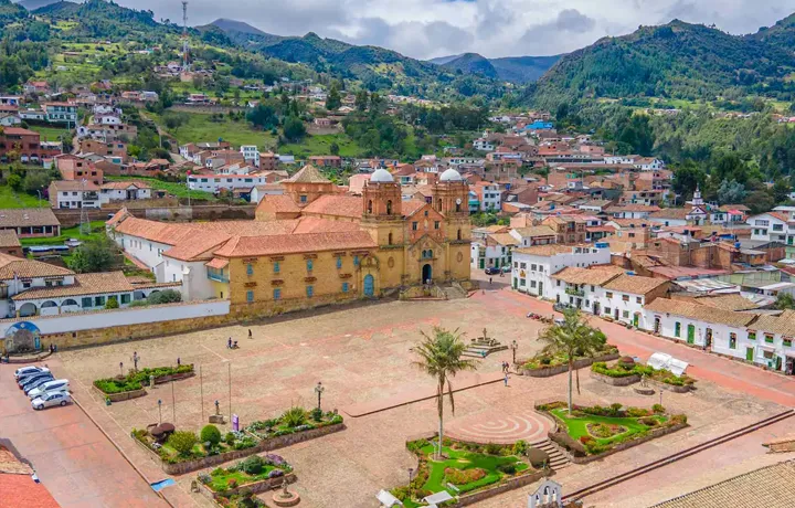 Día 8 - TOPAGA – MONGUÍ – NOBSA – TUNJA - BOGOTA