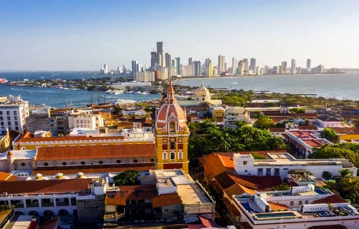 DÍA 4 – BOGOTÁ – CARTAGENA