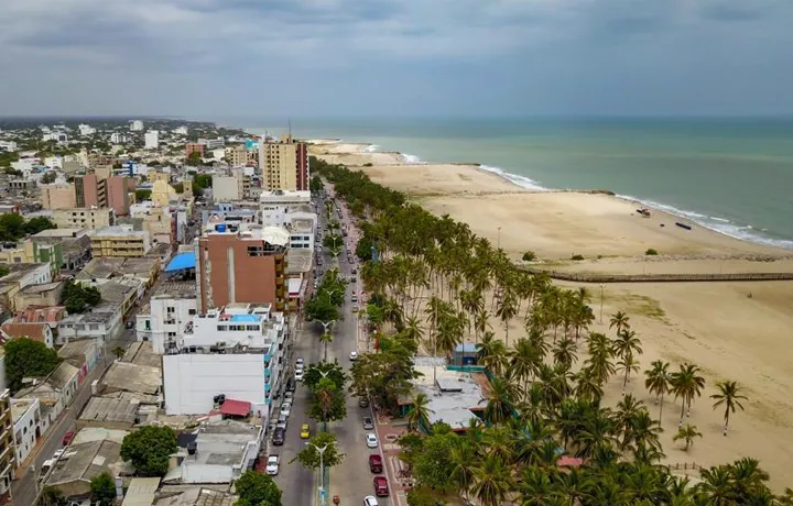 DÍA 4 – BOGOTÁ – GUAJIRA
