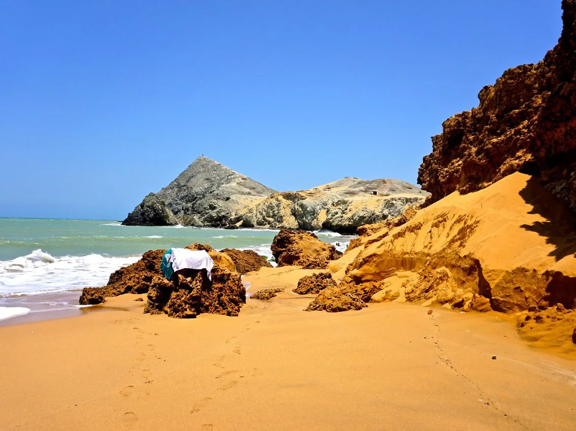 Plan Turístico Cali Y La Guajira 7 Días 6 Noches – City tour por Cali, Buga Señor de los Milagros, Zoológico de Cali, Riohacha, Manaure, Cabo de la Vela y Playa Mayapo