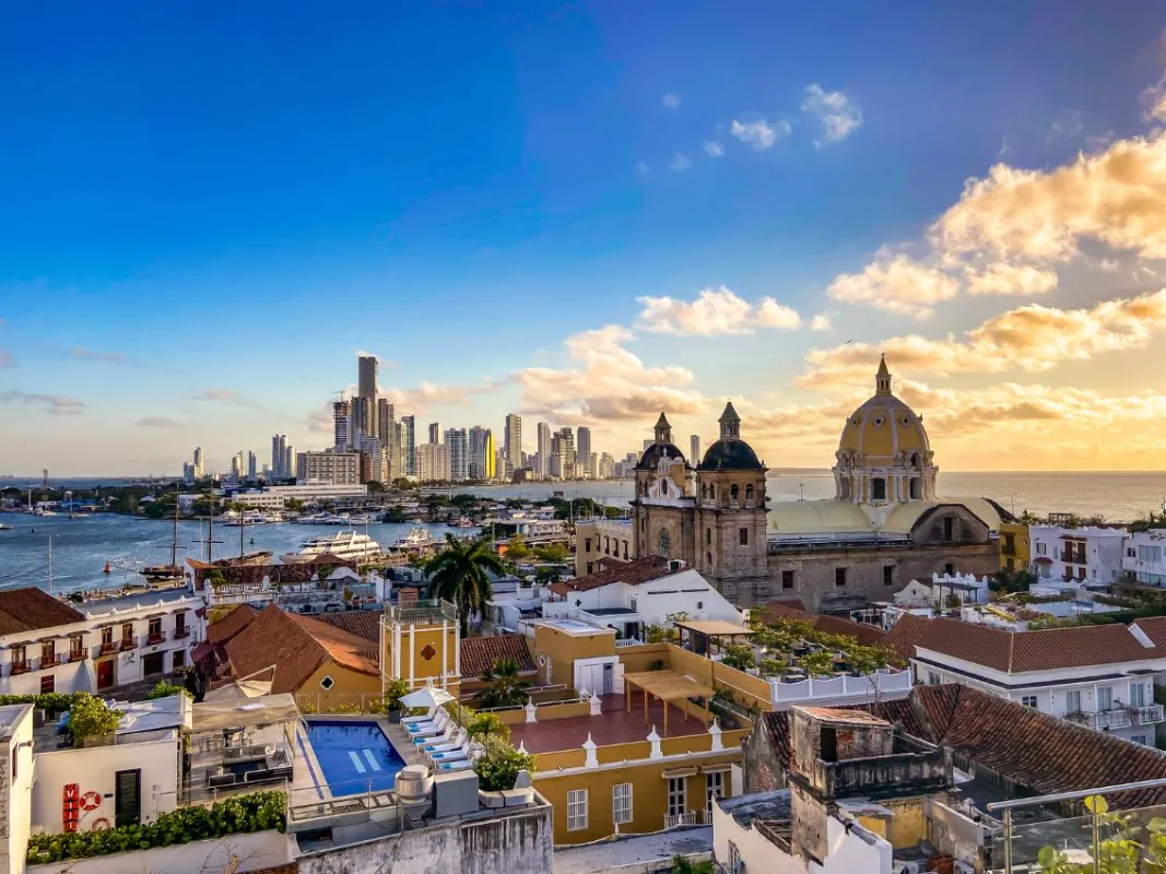 DÍA 5 – CARTAGENA – CITY TOUR HISTÓRICO EN CHIVA