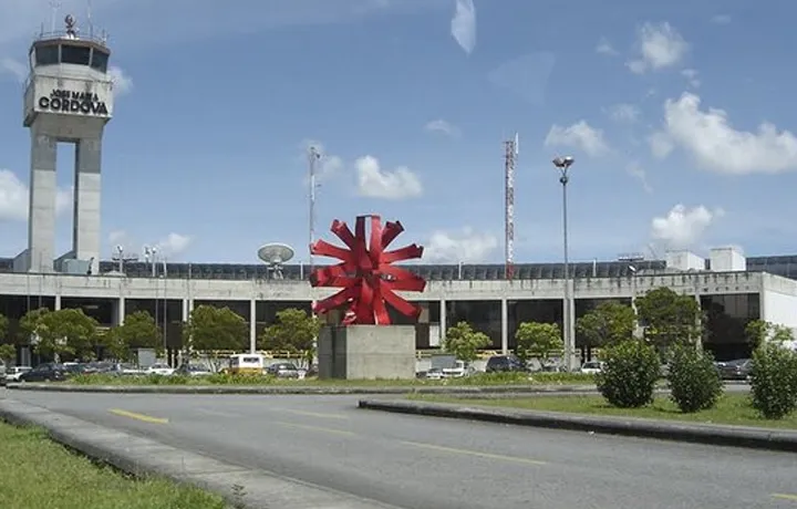 DÍA 1 – Recibimiento en Medellín 