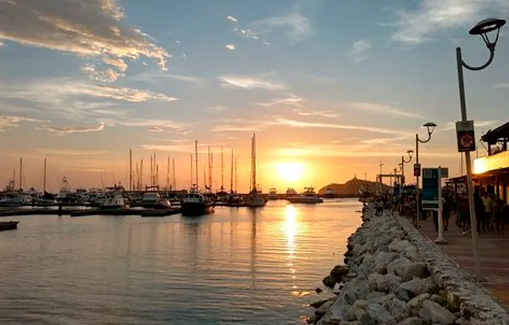 Día 5 – SANTA MARTA – CITY TOUR EN CHIVA 