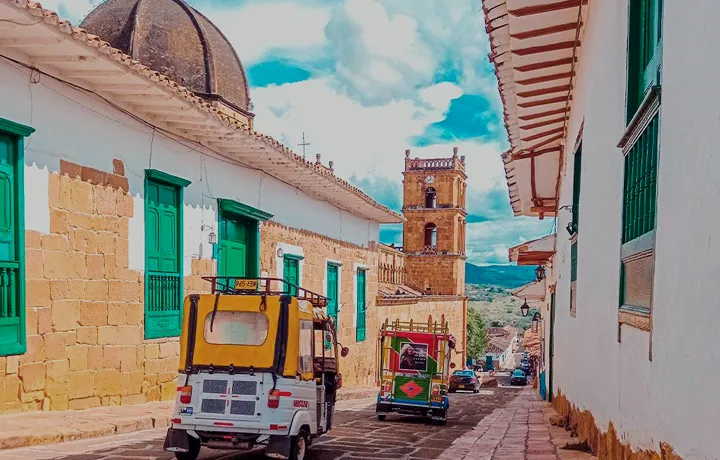Día 6 – PUEBLOS COLONIALES Y EXPERIENCIAS CULTURALES